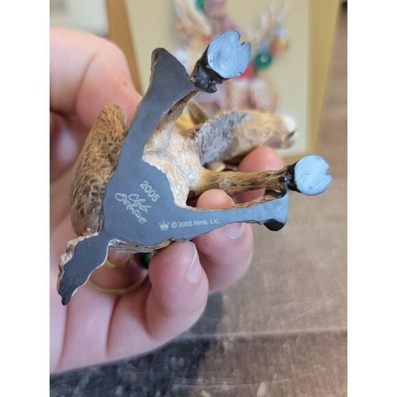 Hallmark 2005 all decked out ornament Xmas Decor reindeer - Picture 5 of 5